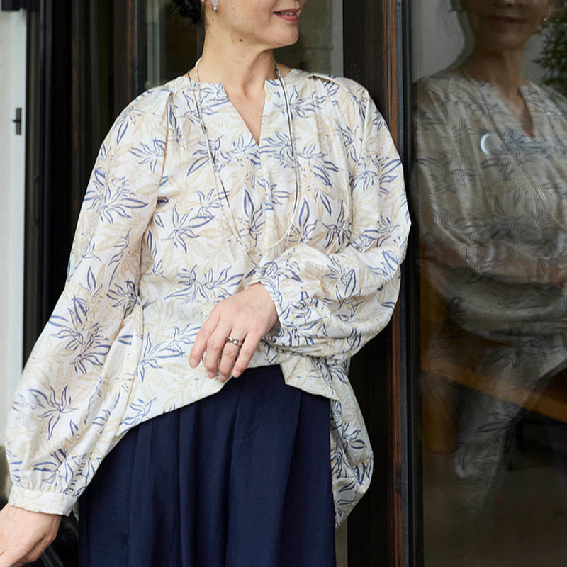 Buddha Stones Blue Beige Flowers Notched Design Long Sleeve Women's Shirt For Older Adults - image 20