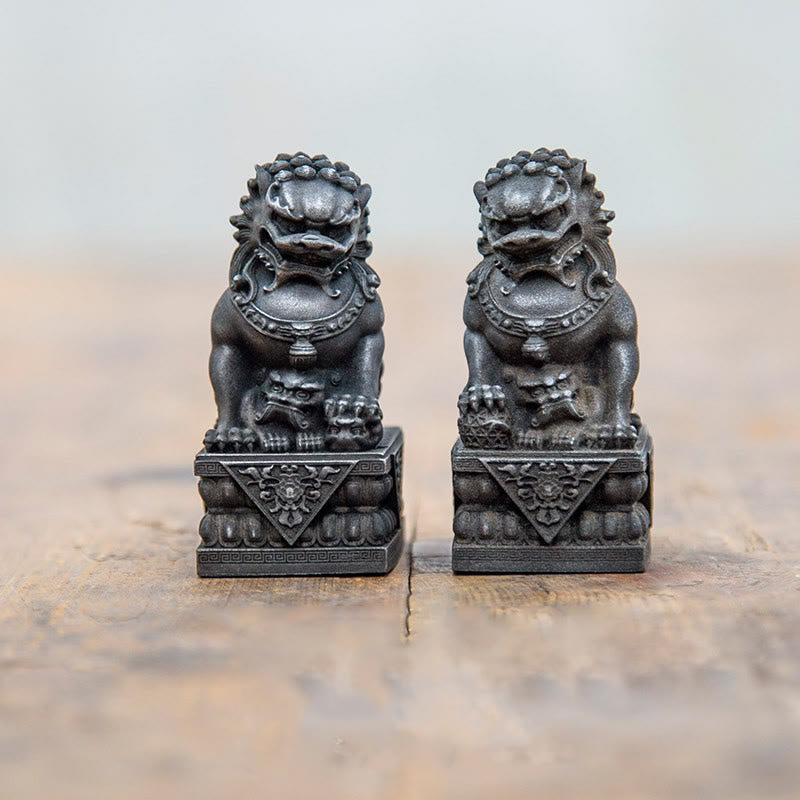 Buddha Stones Handmade Lion Fu Foo Dogs Iron Powder Rust Cast Resin Statue Ward Off Evil Protection Home Decoration