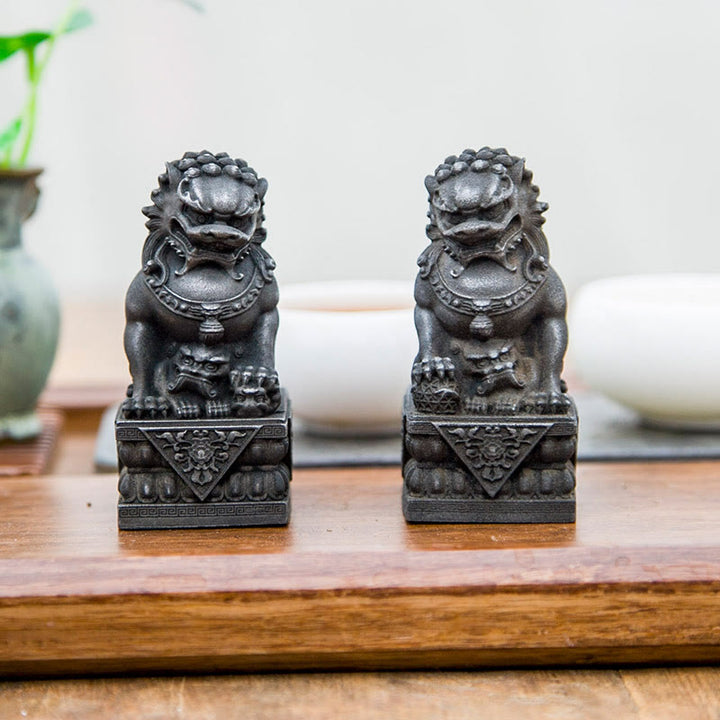 Buddha Stones Handmade Lion Fu Foo Dogs Iron Powder Rust Cast Resin Statue Ward Off Evil Protection Home Decoration