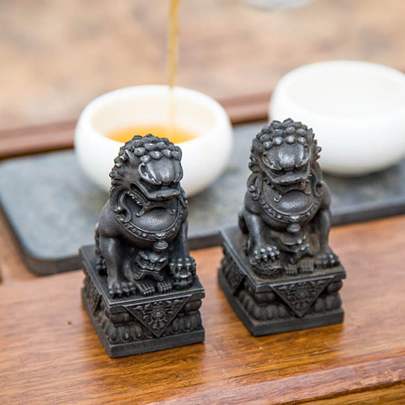 Buddha Stones Handmade Lion Fu Foo Dogs Iron Powder Rust Cast Resin Statue Ward Off Evil Protection Home Decoration