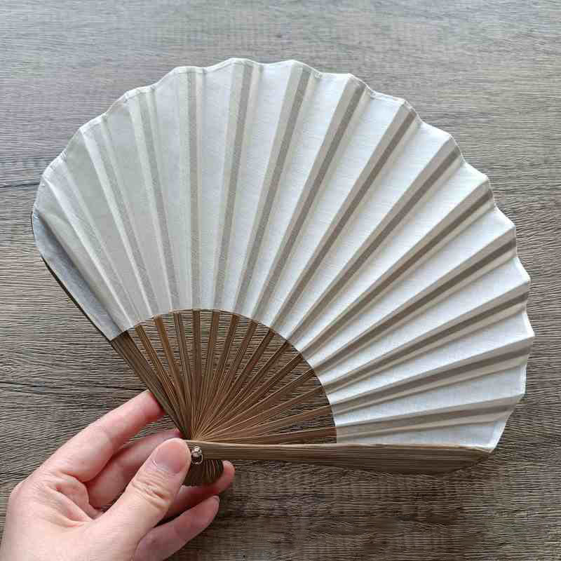 Buddha Stones Retro Solid Color Shell Shape Handheld Bamboo Folding Fan