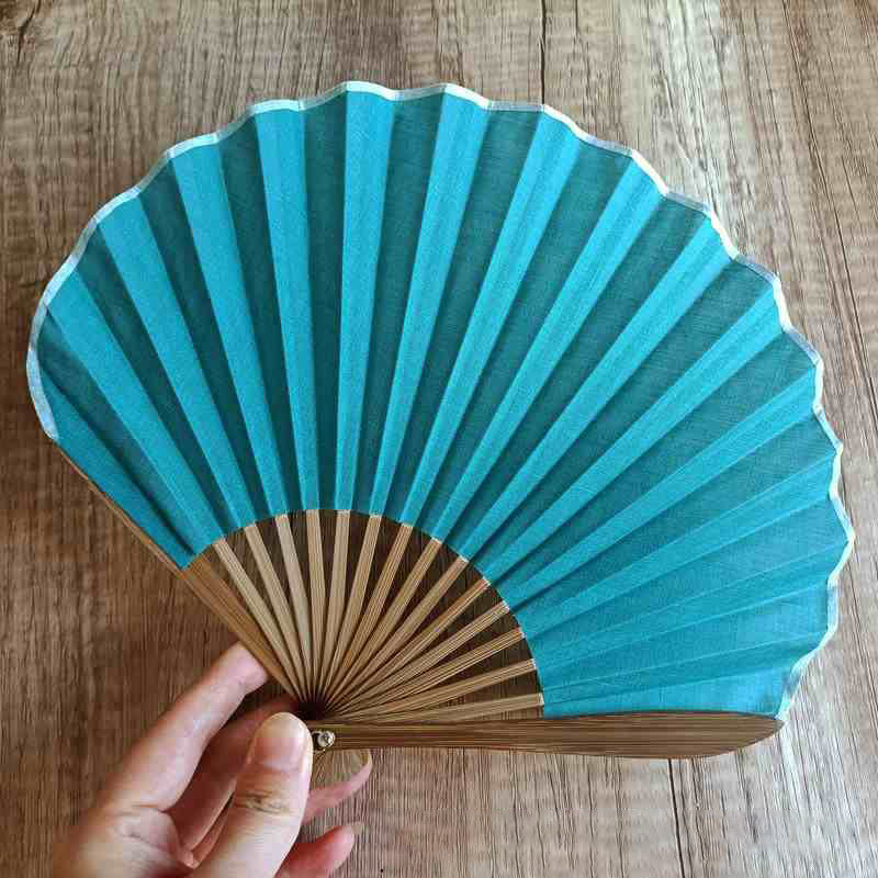 Buddha Stones Retro Solid Color Shell Shape Handheld Bamboo Folding Fan