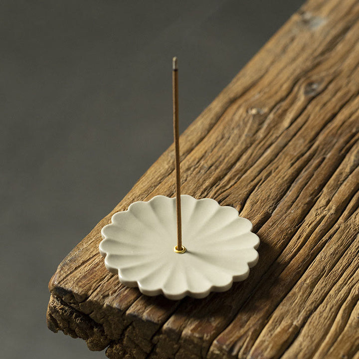 Buddha Stones Lotus Cherry Blossom Plum Blossom Chrysanthemum Healing Ceramic Incense Burner Decoration - Chrysanthemum 6.7*6.7*0.4cm - image 7