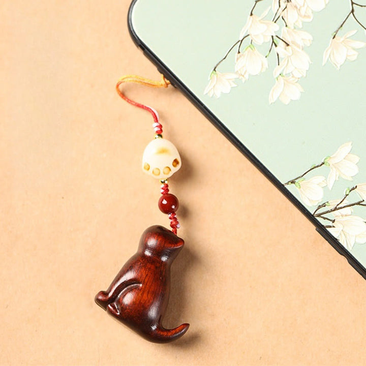 Buddha Stones Small Leaf Red Sandalwood Green Sandalwood Sandalwood Sitting Cat Sooth Phone Hanging Decoration - image 4