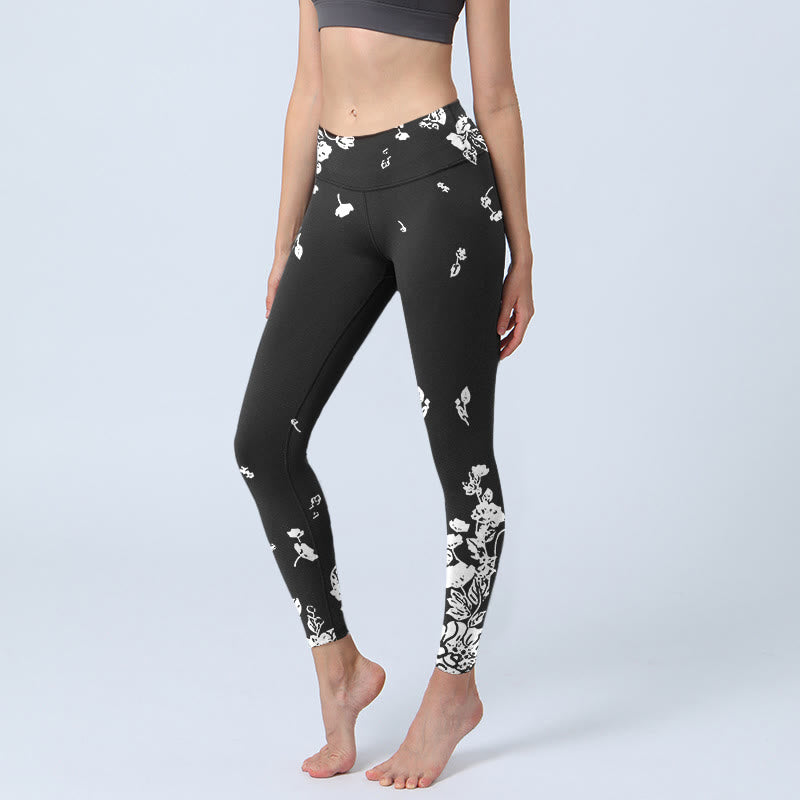 Buddha Stones Black Scattered Petals Print Gym Leggings Women's Yoga Pants - Black - US18，UK/AU22，EU50 (4XL) - image 0