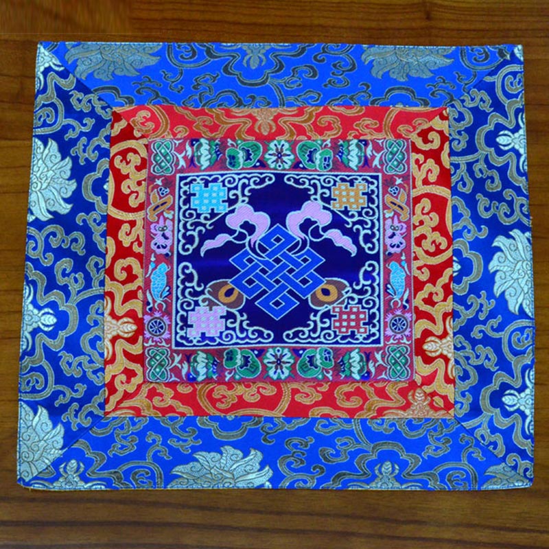 Prayer Altar Mat Meditation Strength Endless Knot Vajra Man-Bcu Kalachakra Auspicious Symbols