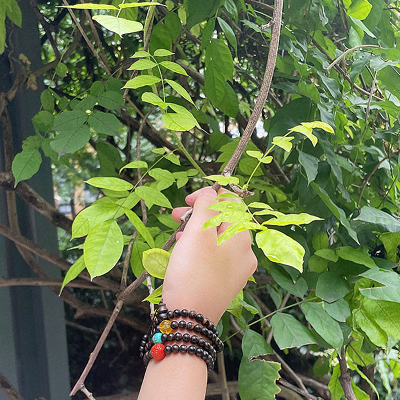 Buddha Stones Nha Trang Bai Qinan Agarwood Turquoise Amber Red Agate Strength Meditation Bracelet