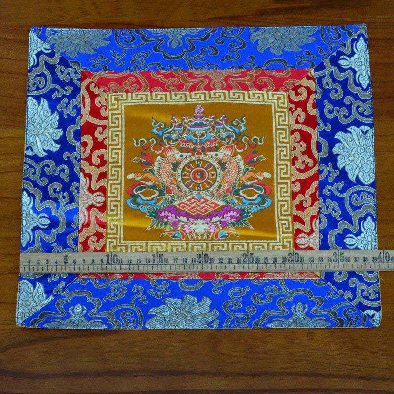 Prayer Altar Mat Meditation Strength Endless Knot Vajra Man-Bcu Kalachakra Auspicious Symbols