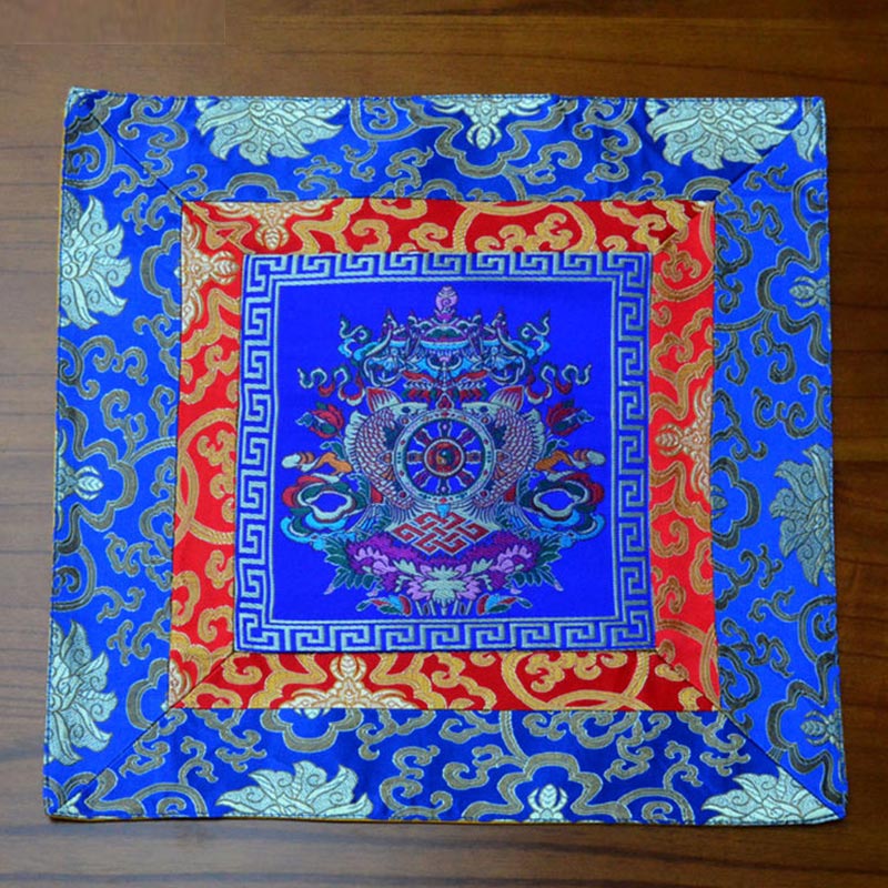 Prayer Altar Mat Meditation Strength Endless Knot Vajra Man-Bcu Kalachakra Auspicious Symbols