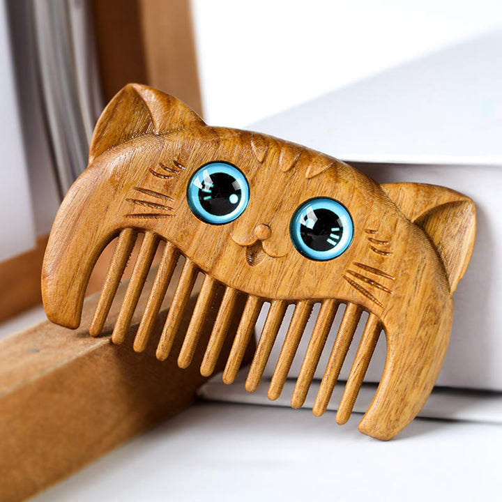 Simple Cat Pattern Green Sandalwood Cure Portable Comb