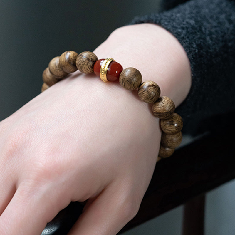 Tarakan Agarwood Amber Red Agate Laughing Buddha Strength Meditation Bracelet