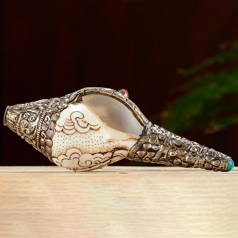 Tibetan Handmade Engraved Shankha Buddha Conch Shell Wealth Positive Decoration